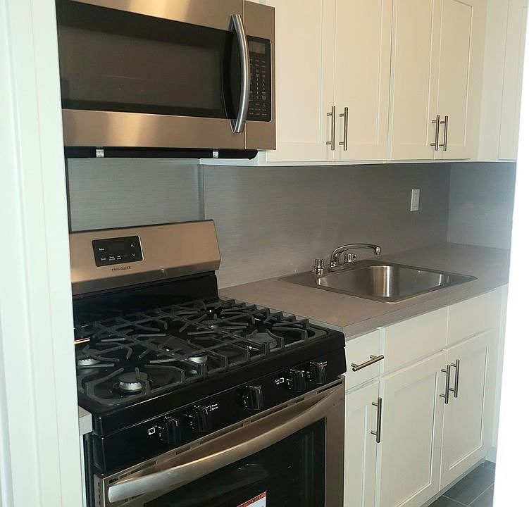 1st image of 46-01 39th Ave #205