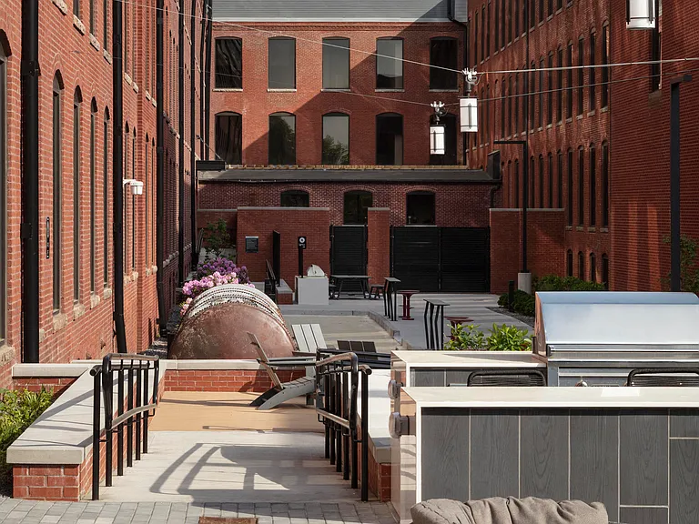 Grayson Lofts — Photo 7
