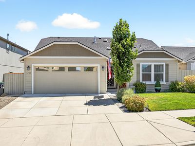 3288 Cheltenham Way, Medford, OR, 97504