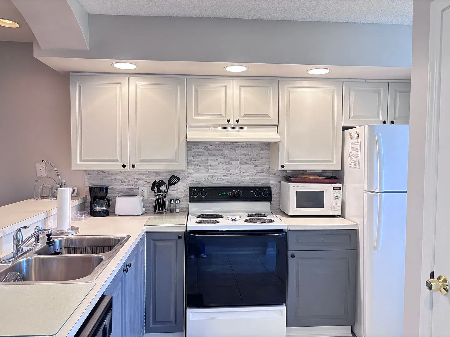 Winter Rental through March 2027 - Furnished Two Bedroom Condo at Eastport on the Waterway! — Photo 4
