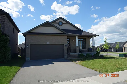 8 Abbott St Photo 1