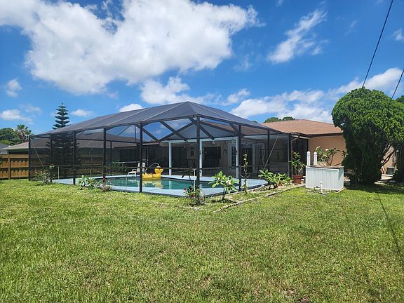 3rd image of 2488 SE Sapelo Avenue