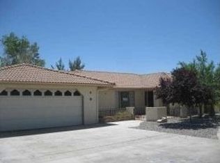 16263 Menahka Rd, Apple Valley, CA 92307