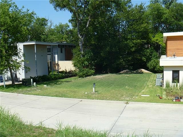 1st image of 826 Kessler Woods Trl