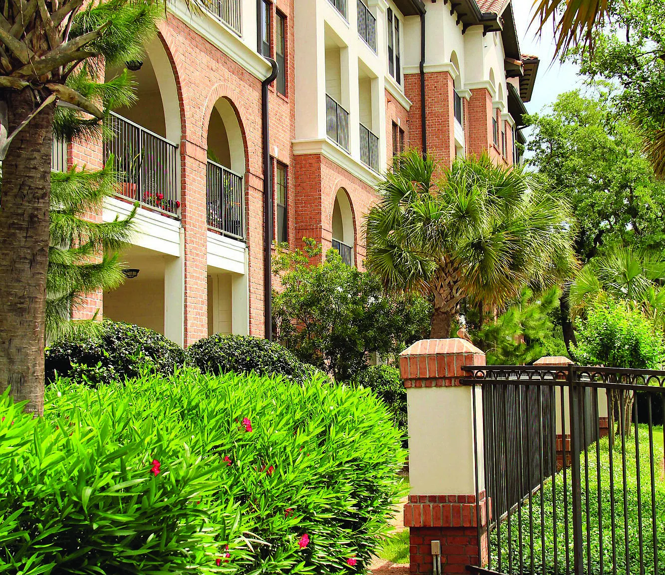 Braeswood Place — Photo 1