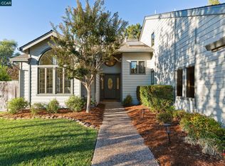 320 Paraiso Dr, Danville, CA 94526