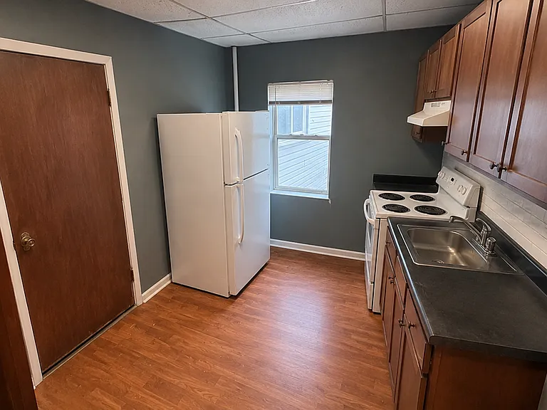 348 Maria Ave — Photo 4
