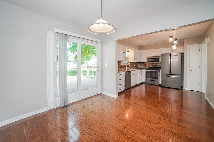 3 bed, 2.5 bath, 1538 sqft, $1,945 — Photo 4