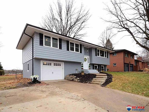 2nd image of 7425 Englewood Dr