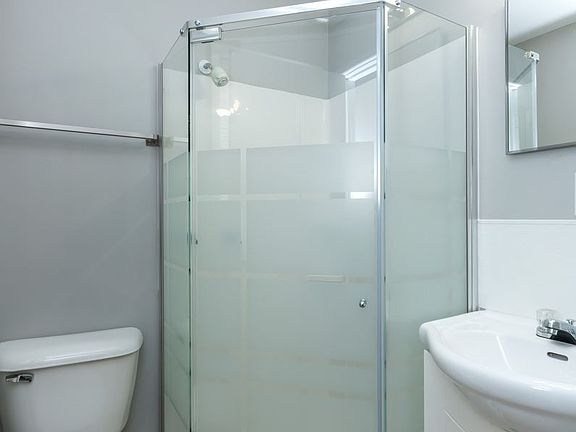 1815_W40thSt_Unit1_11