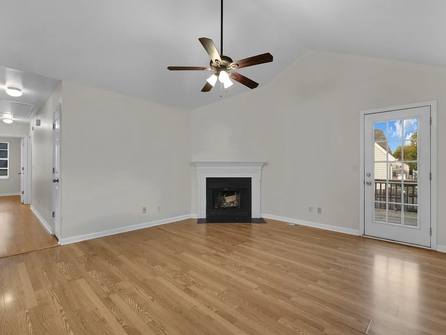 5028 Greer Station Dr — Photo 2