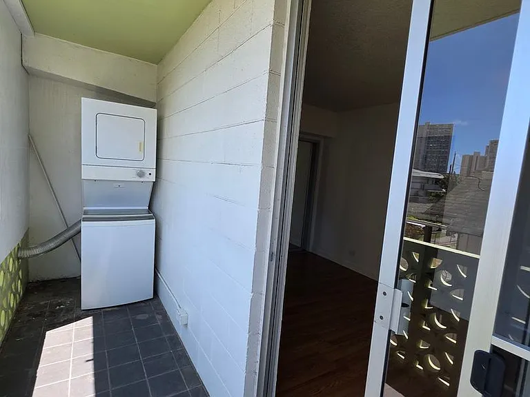2120 Fern St #102 — Photo 9