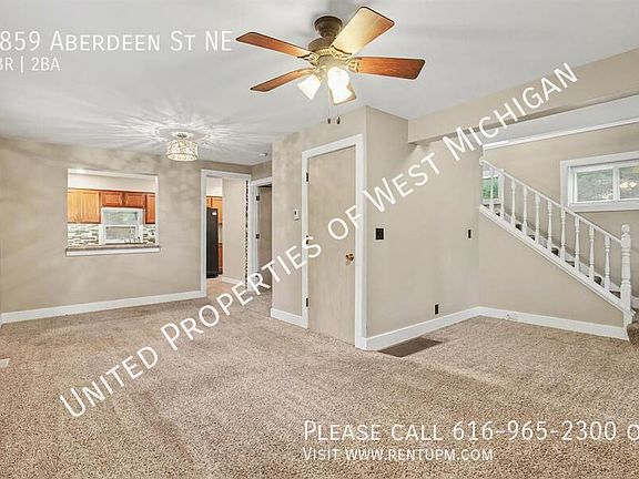 3rd image of 1859 Aberdeen St NE