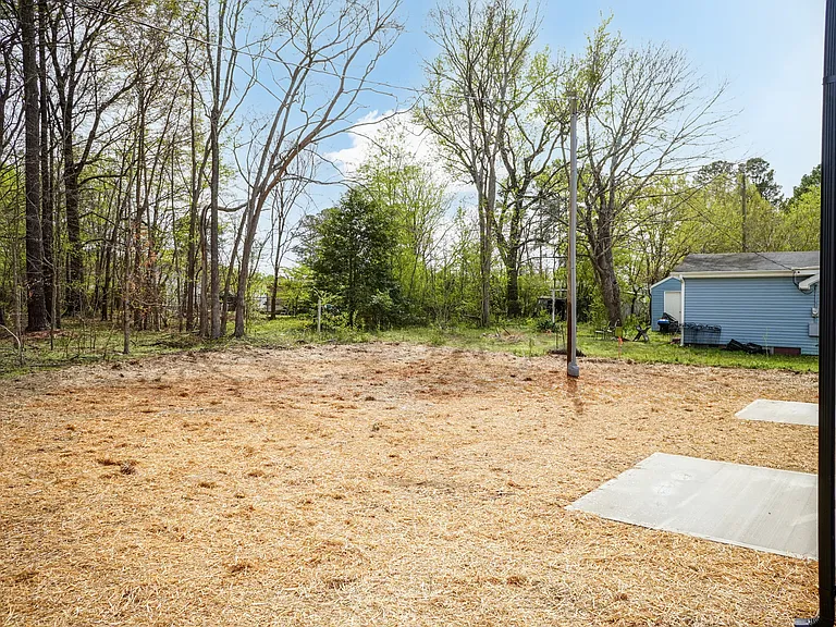 818 N Taylor St — Photo 27
