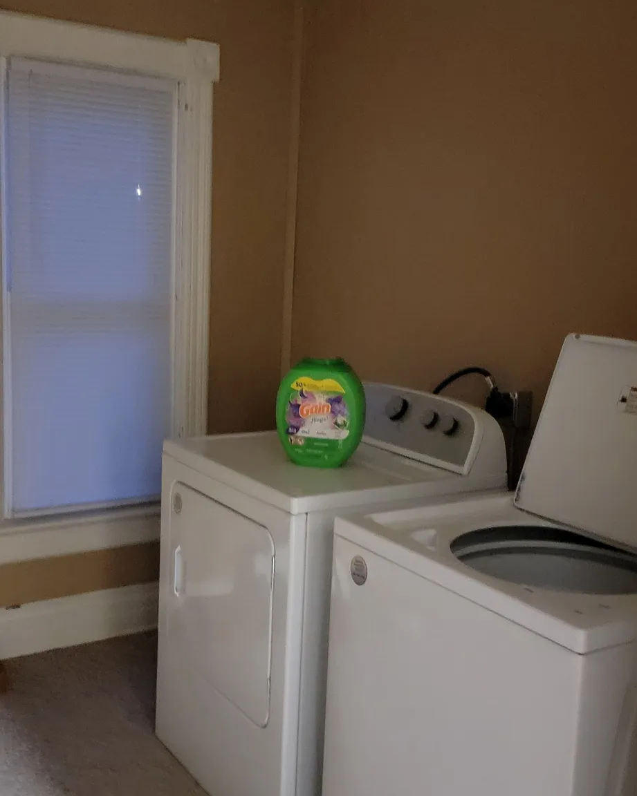 2 bed, $1,250 — Photo 4