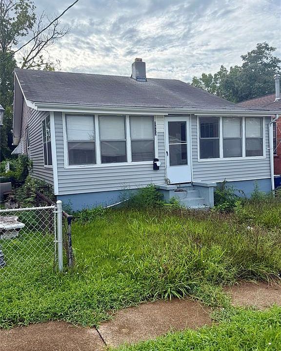 1st image of 5832 Janet Ave