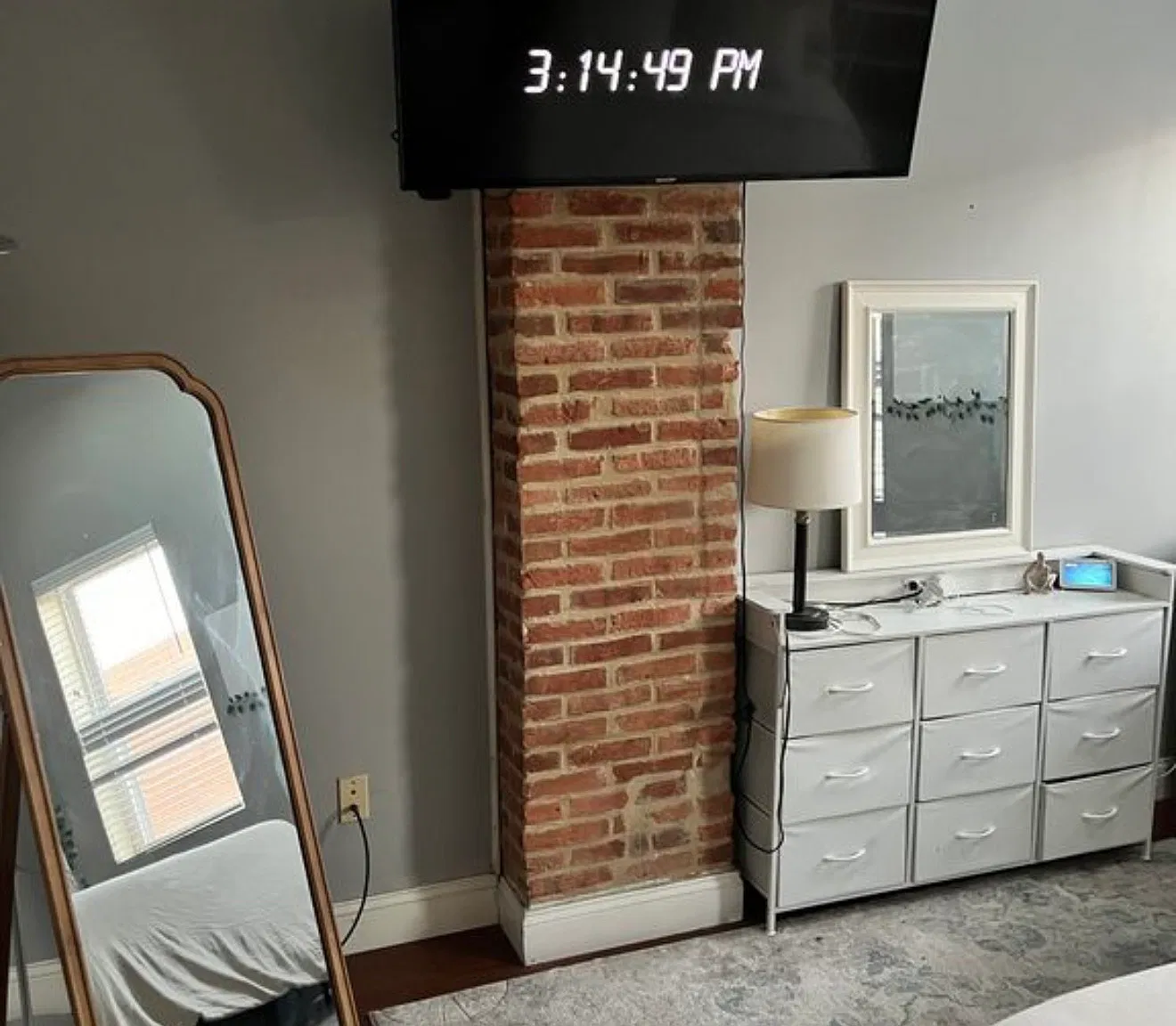 3 bed, 1620 sqft, $900 — Photo 3