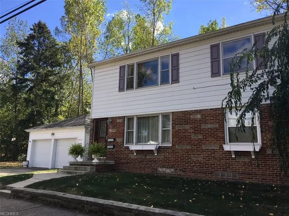 2440 & 2442 Eastgate Ave, Akron, OH 44312
