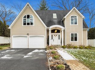 53 Beacon Hill Rd, Ardsley, NY 10502