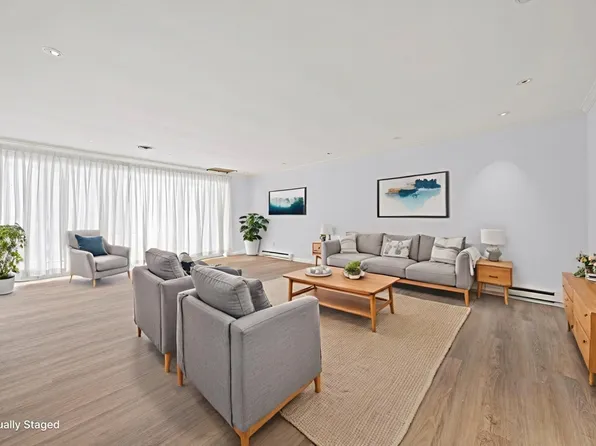 1204 Greendale Ave APT 128, Needham, MA 02492