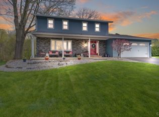 7738 Willowbrook Ct, Liverpool, NY 13090