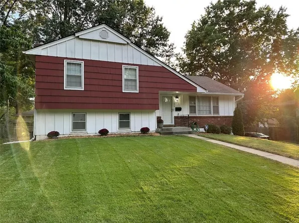 10615 E 80th St, Raytown, MO 64138