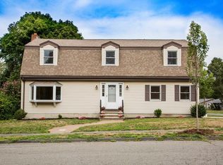 4 Oakmont Rd, Beverly, MA 01915
