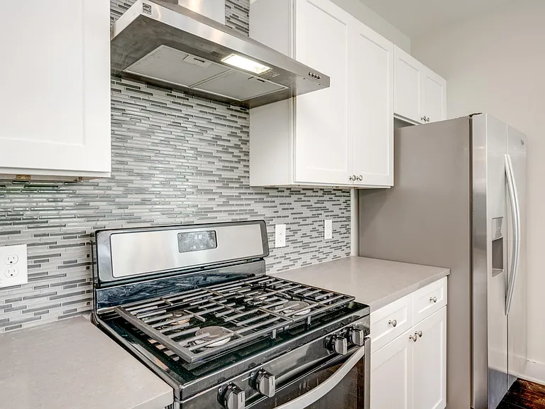 908 Nueces St #12 — Photo 10