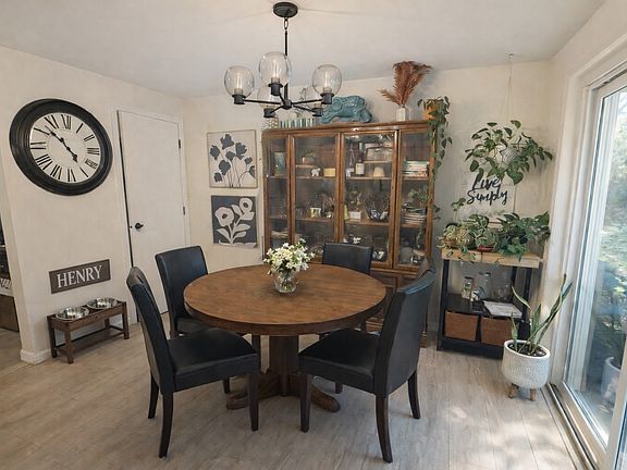 3rd image of 49 Illsley St #49