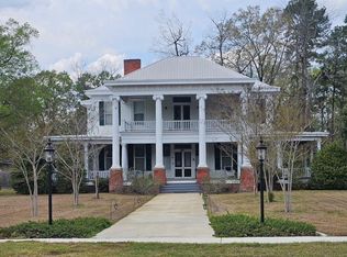 121 N Dew St, Latta, SC 29565