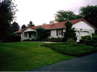 568 Longacre Dr, Cherryville, PA 18035