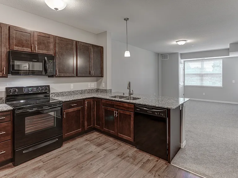 1 Br Apt