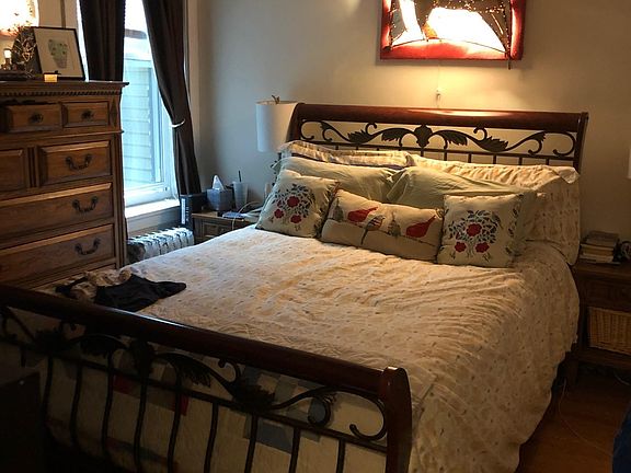 3rd image of 6257-9 N Lakewood Ave #1
