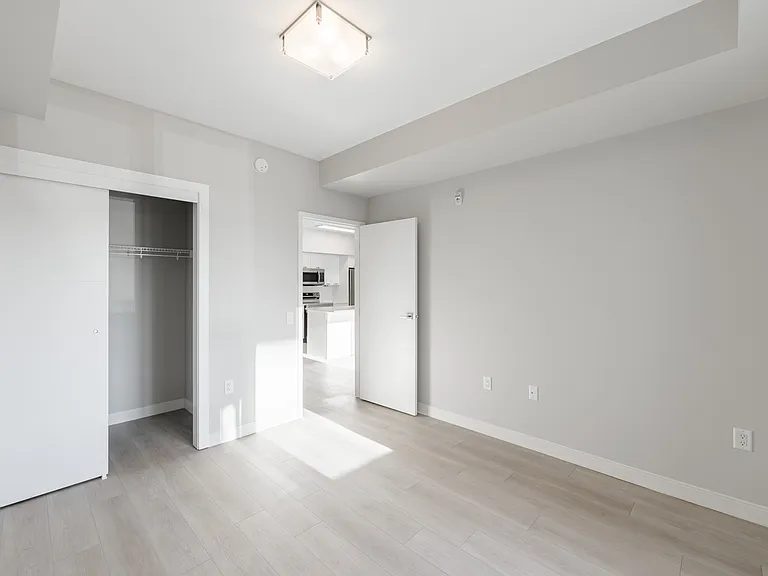 15 Refinery Way — Photo 35