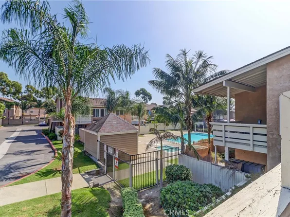 4006 W 5th St APT 201, Santa Ana, CA 92703