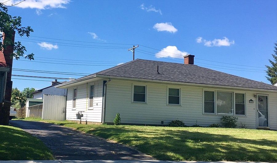 2nd image of 2841 Woodgrove Dr