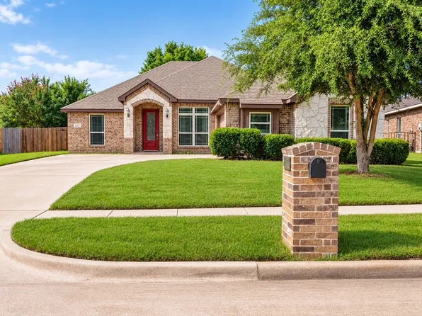 117 Whipperwill Way, Red Oak, TX 75154