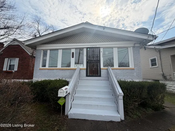 1052 Bluegrass Ave, Louisville, KY 40215