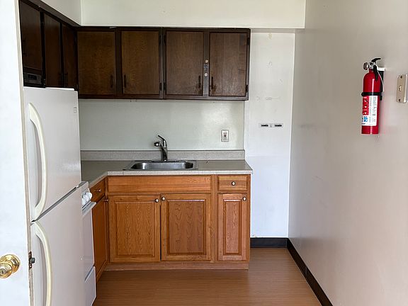 2nd image of 75 S Atherton Ave APT A