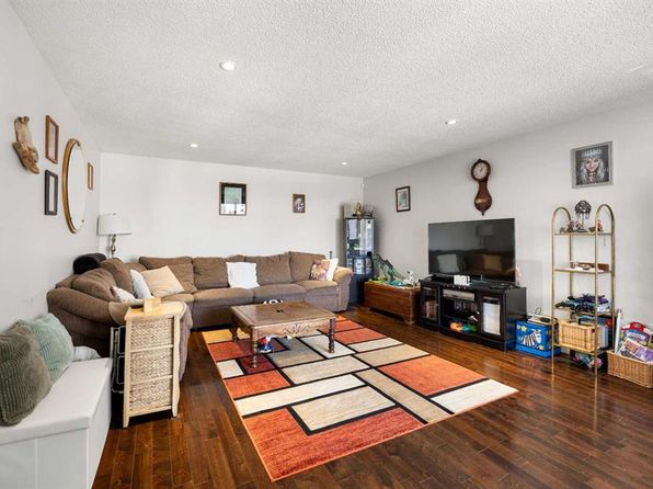 3911 E Centre A St NE, Calgary, AB T2E 3A7