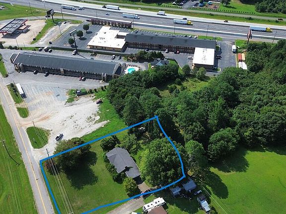 4th image of 147 Corona Dr