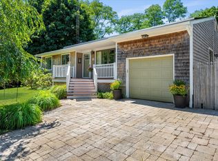 10 Strawberry Ln, Shelter Island, NY 11964