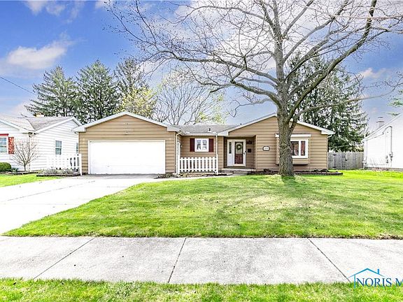3rd image of 3641 Greenlawn Ct