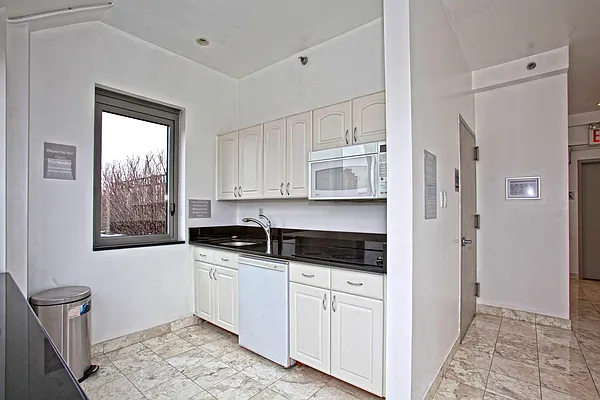 Sold by Dwelling Homes | media 4