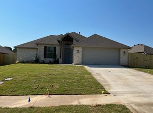 10038 Dayspring Dr, Flint, TX 75762