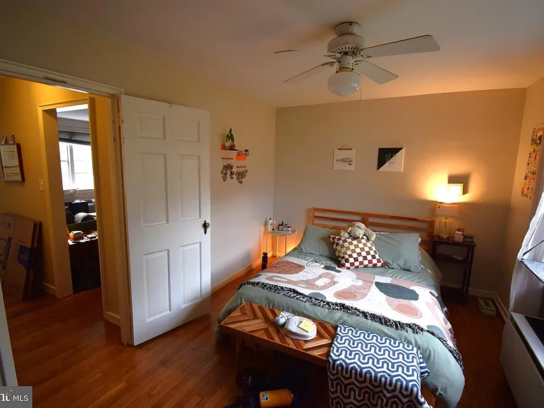 115 E Glebe Rd — Photo 8