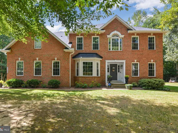 6155 Landsdale Pl, Bryantown, MD 20617