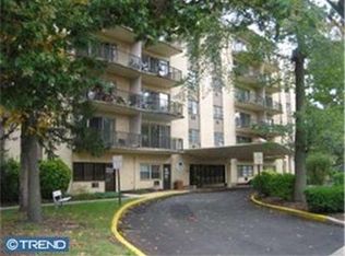202 Chestnut Pl, Cherry Hill, NJ 08002