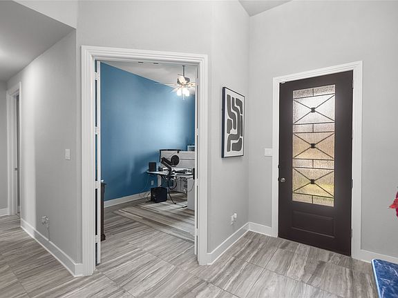 3rd image of 1124 Walker Way