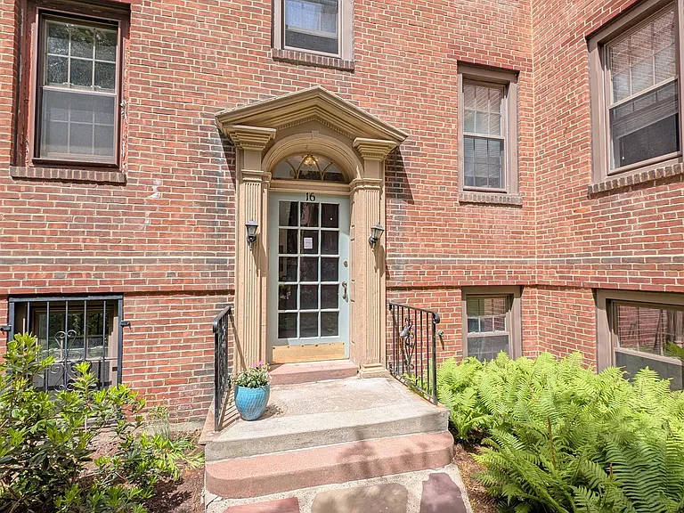 14 Ware St #2 — Photo 18